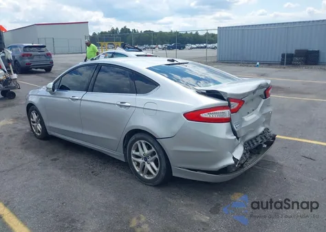 2013 Ford Fusion Se z USA, uszkodzony, nr VIN 3FA6P0H79DR361729
